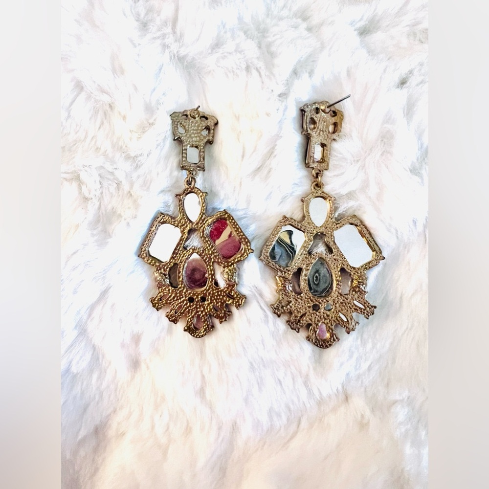 ALDO CLUSTER GOLD-TONE CRYSTAL EARRINGS MULTI COLOR GREEN & SMOKY BROWN SZ M - Picture 4 of 4